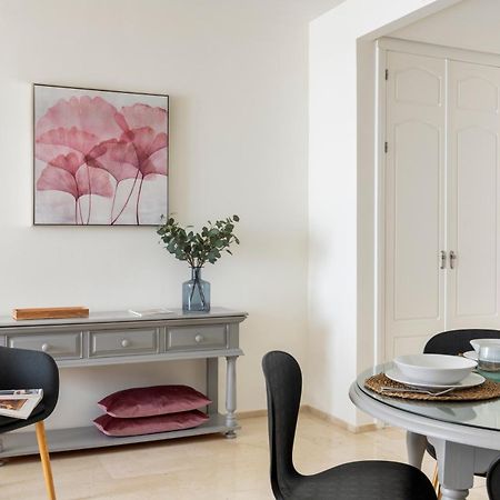Magno Apartments Santa Justa Seville Exterior photo