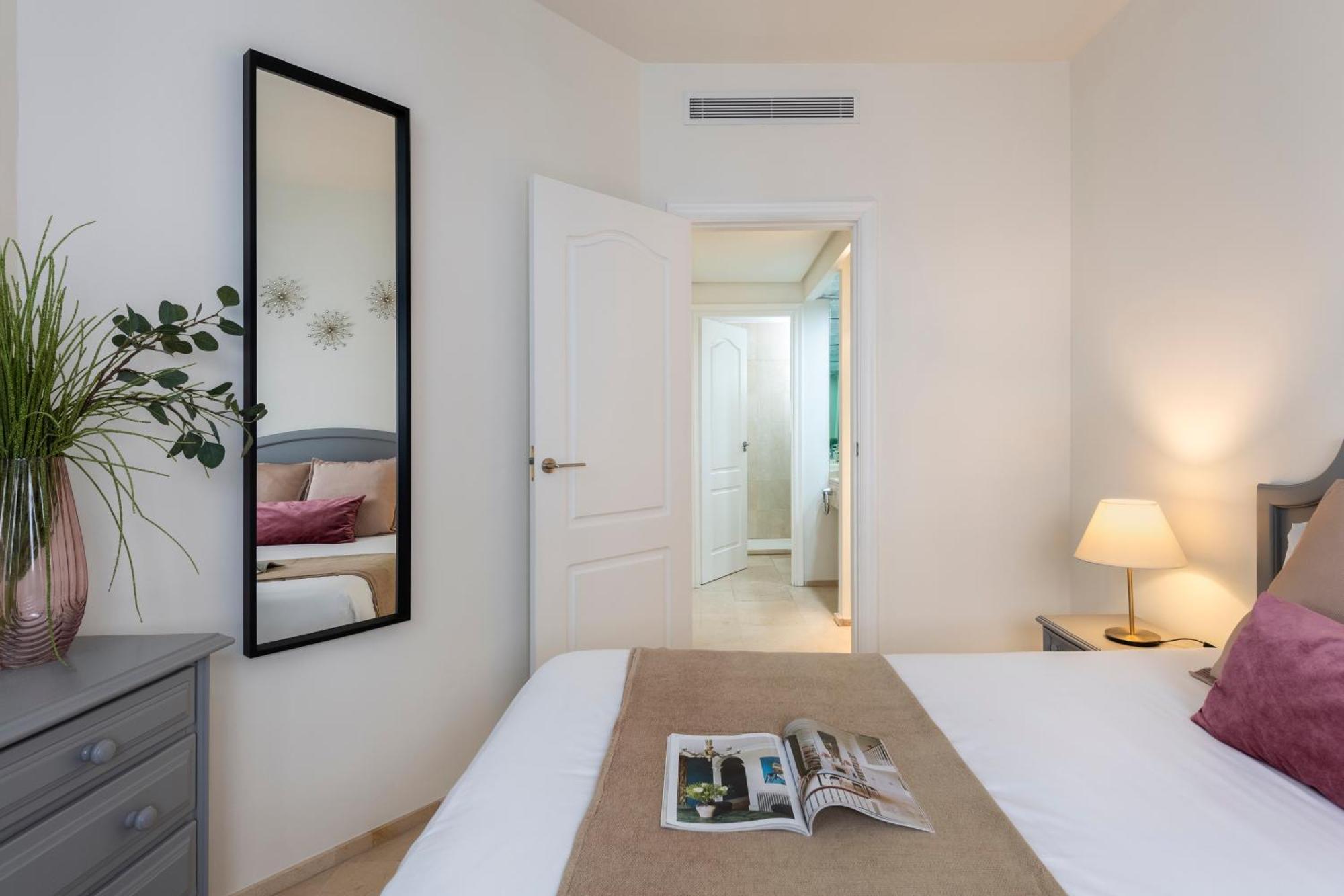 Magno Apartments Santa Justa Seville Exterior photo